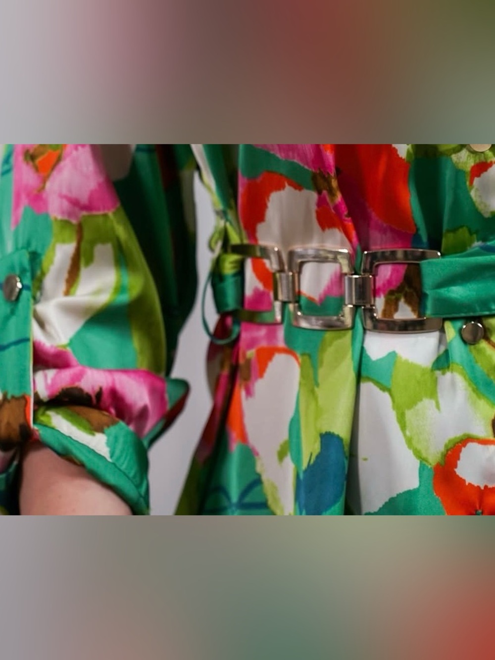 Zara Green Floral Mini Shirt Dress with Pink & White Accents - Picture 4 of 5